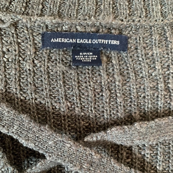 American Eagle Outfitters Women Long Sleeve V Neck Sweater Gray Small. - Picture 5 of 6